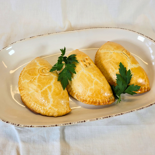12 Medium Meat Pies